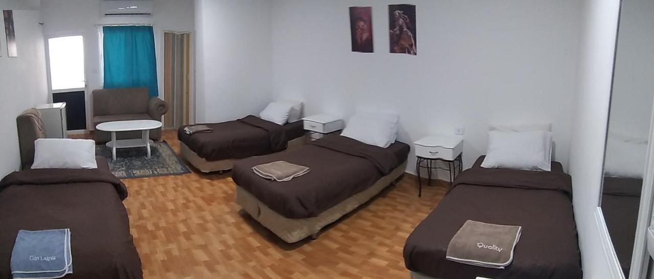 Petra Main Gate Studios Ваді-Муса Екстер'єр фото